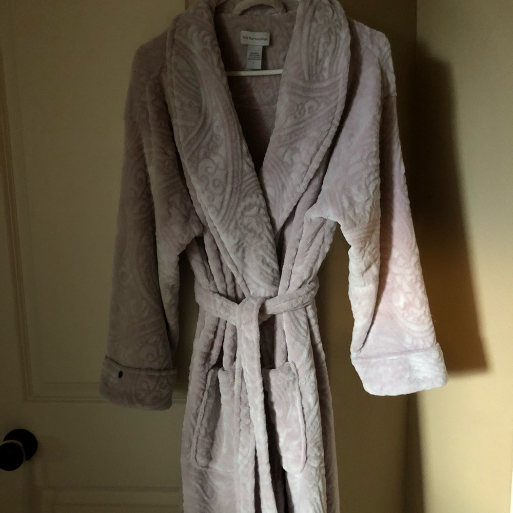 Full Length Lg Soft Surroundings Robe